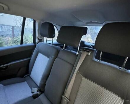 Черный Опель Зафира, объемом двигателя 1.7 л и пробегом 262 тыс. км за 6900 $, фото 6 на Automoto.ua