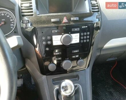 Чорний Опель Зафіра, об'ємом двигуна 1.7 л та пробігом 220 тис. км за 7750 $, фото 45 на Automoto.ua