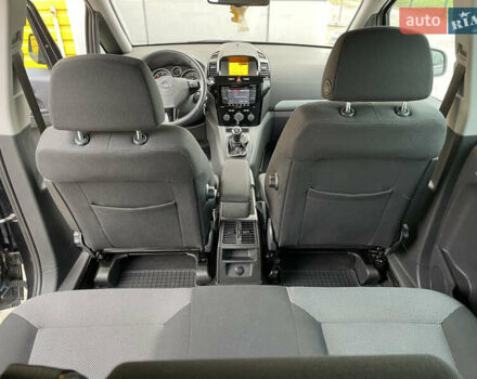 Черный Опель Зафира, объемом двигателя 1.7 л и пробегом 278 тыс. км за 7300 $, фото 21 на Automoto.ua