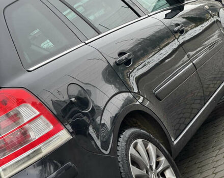 Черный Опель Зафира, объемом двигателя 1.8 л и пробегом 247 тыс. км за 7599 $, фото 22 на Automoto.ua