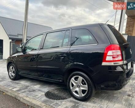 Черный Опель Зафира, объемом двигателя 1.6 л и пробегом 221 тыс. км за 6999 $, фото 27 на Automoto.ua