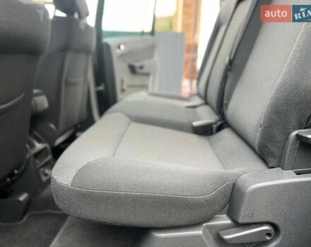 Черный Опель Зафира, объемом двигателя 1.6 л и пробегом 221 тыс. км за 7399 $, фото 52 на Automoto.ua