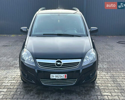 Чорний Опель Зафіра, об'ємом двигуна 1.8 л та пробігом 210 тис. км за 8199 $, фото 4 на Automoto.ua