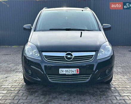 Чорний Опель Зафіра, об'ємом двигуна 1.8 л та пробігом 210 тис. км за 8199 $, фото 3 на Automoto.ua