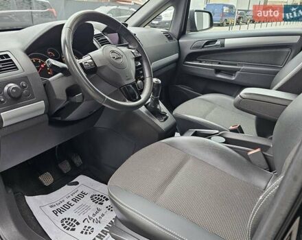 Чорний Опель Зафіра, об'ємом двигуна 1.8 л та пробігом 155 тис. км за 7490 $, фото 18 на Automoto.ua