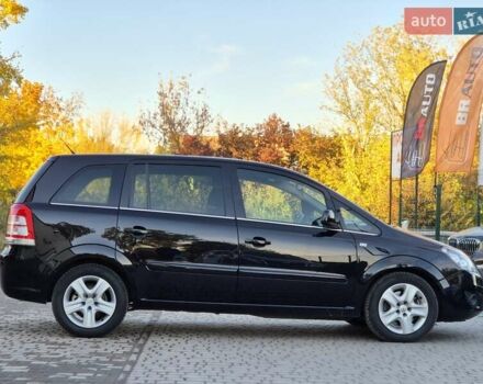 Чорний Опель Зафіра, об'ємом двигуна 1.7 л та пробігом 271 тис. км за 7055 $, фото 22 на Automoto.ua