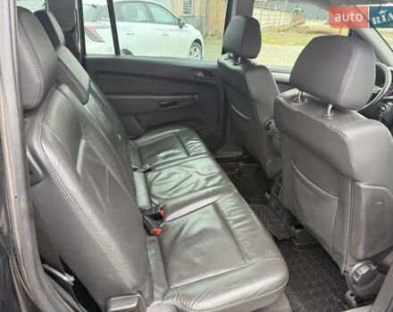 Чорний Опель Зафіра, об'ємом двигуна 1.69 л та пробігом 250 тис. км за 7500 $, фото 24 на Automoto.ua