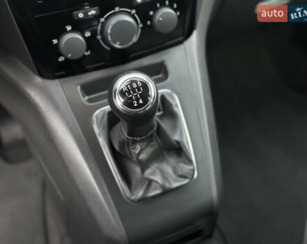 Чорний Опель Зафіра, об'ємом двигуна 1.8 л та пробігом 210 тис. км за 8199 $, фото 55 на Automoto.ua