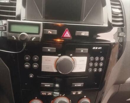 Черный Опель Зафира, объемом двигателя 1.7 л и пробегом 244 тыс. км за 7650 $, фото 34 на Automoto.ua