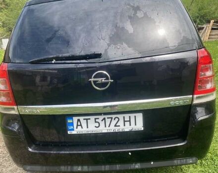 Черный Опель Зафира, объемом двигателя 1.7 л и пробегом 263 тыс. км за 6700 $, фото 5 на Automoto.ua