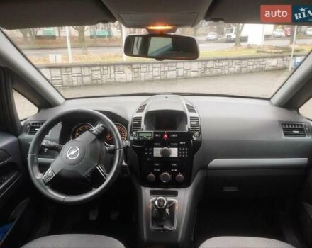 Черный Опель Зафира, объемом двигателя 1.7 л и пробегом 244 тыс. км за 7650 $, фото 35 на Automoto.ua