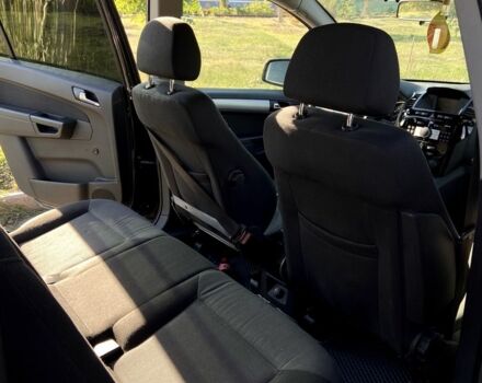 Чорний Опель Зафіра, об'ємом двигуна 1.7 л та пробігом 285 тис. км за 6500 $, фото 7 на Automoto.ua