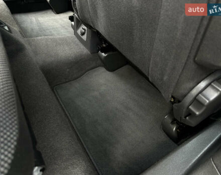 Чорний Опель Зафіра, об'ємом двигуна 1.8 л та пробігом 210 тис. км за 8199 $, фото 84 на Automoto.ua