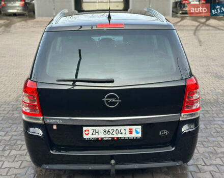 Чорний Опель Зафіра, об'ємом двигуна 1.8 л та пробігом 210 тис. км за 8199 $, фото 19 на Automoto.ua