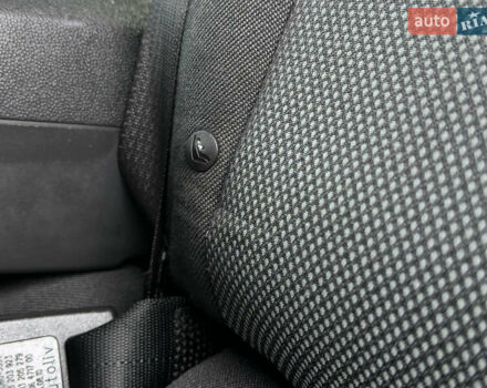 Чорний Опель Зафіра, об'ємом двигуна 1.8 л та пробігом 210 тис. км за 8199 $, фото 64 на Automoto.ua