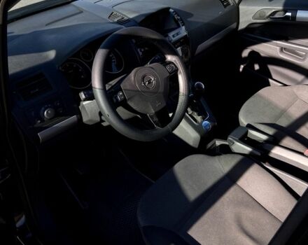 Чорний Опель Зафіра, об'ємом двигуна 1.7 л та пробігом 285 тис. км за 6500 $, фото 6 на Automoto.ua