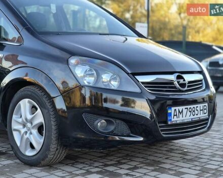 Чорний Опель Зафіра, об'ємом двигуна 1.7 л та пробігом 271 тис. км за 7055 $, фото 8 на Automoto.ua