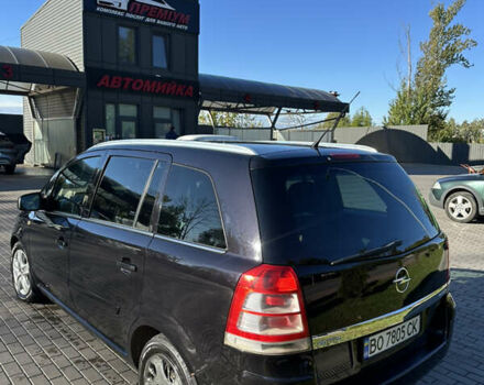 Черный Опель Зафира, объемом двигателя 1.69 л и пробегом 264 тыс. км за 6500 $, фото 2 на Automoto.ua
