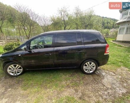 Черный Опель Зафира, объемом двигателя 1.7 л и пробегом 263 тыс. км за 6700 $, фото 11 на Automoto.ua