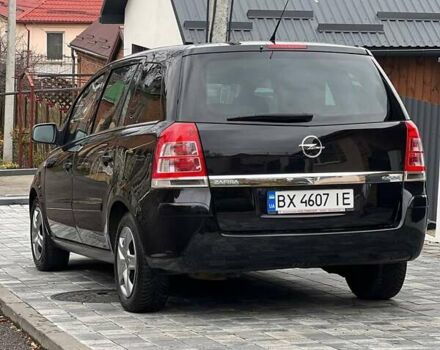 Черный Опель Зафира, объемом двигателя 1.6 л и пробегом 221 тыс. км за 7399 $, фото 6 на Automoto.ua