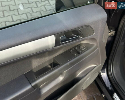 Чорний Опель Зафіра, об'ємом двигуна 1.8 л та пробігом 210 тис. км за 8199 $, фото 41 на Automoto.ua