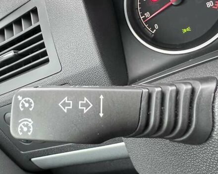 Черный Опель Зафира, объемом двигателя 1.8 л и пробегом 166 тыс. км за 7999 $, фото 34 на Automoto.ua