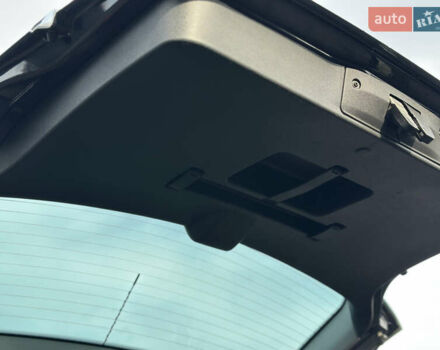 Чорний Опель Зафіра, об'ємом двигуна 1.8 л та пробігом 210 тис. км за 8199 $, фото 77 на Automoto.ua