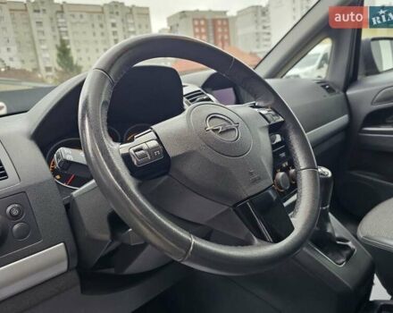 Чорний Опель Зафіра, об'ємом двигуна 1.8 л та пробігом 155 тис. км за 7490 $, фото 19 на Automoto.ua