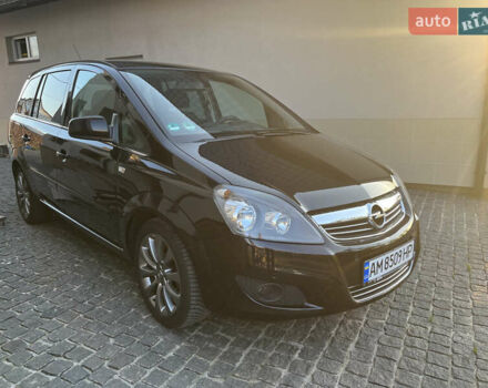 Черный Опель Зафира, объемом двигателя 0 л и пробегом 209 тыс. км за 8700 $, фото 4 на Automoto.ua
