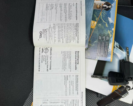 Черный Опель Зафира, объемом двигателя 1.8 л и пробегом 216 тыс. км за 7799 $, фото 74 на Automoto.ua