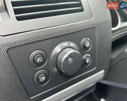 Черный Опель Зафира, объемом двигателя 1.6 л и пробегом 221 тыс. км за 6999 $, фото 57 на Automoto.ua