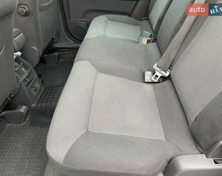 Черный Опель Зафира, объемом двигателя 1.7 л и пробегом 278 тыс. км за 7300 $, фото 19 на Automoto.ua