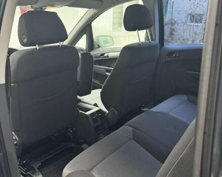 Черный Опель Зафира, объемом двигателя 1.7 л и пробегом 262 тыс. км за 6900 $, фото 4 на Automoto.ua