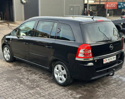 Чорний Опель Зафіра, об'ємом двигуна 1.8 л та пробігом 210 тис. км за 8199 $, фото 26 на Automoto.ua