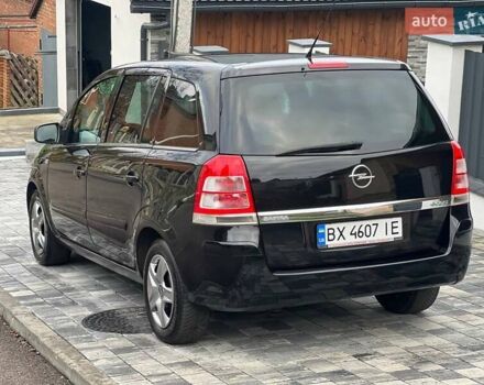 Черный Опель Зафира, объемом двигателя 1.6 л и пробегом 221 тыс. км за 7399 $, фото 33 на Automoto.ua