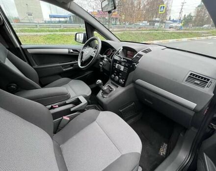 Черный Опель Зафира, объемом двигателя 1.8 л и пробегом 166 тыс. км за 7999 $, фото 21 на Automoto.ua