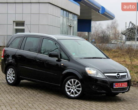 Черный Опель Зафира, объемом двигателя 1.8 л и пробегом 220 тыс. км за 7499 $, фото 2 на Automoto.ua