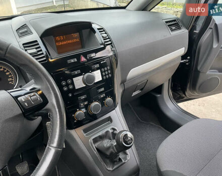 Черный Опель Зафира, объемом двигателя 1.7 л и пробегом 260 тыс. км за 6999 $, фото 39 на Automoto.ua