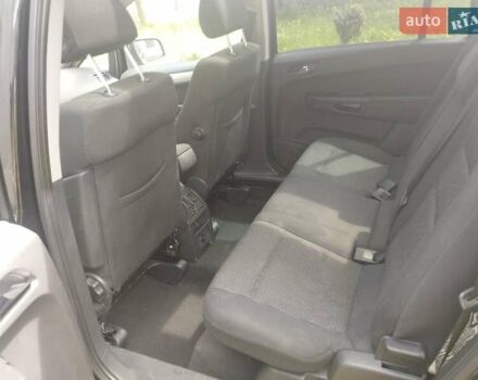 Черный Опель Зафира, объемом двигателя 1.7 л и пробегом 263 тыс. км за 6700 $, фото 3 на Automoto.ua