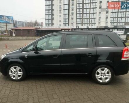 Черный Опель Зафира, объемом двигателя 1.7 л и пробегом 244 тыс. км за 7650 $, фото 2 на Automoto.ua