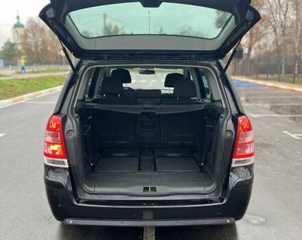 Черный Опель Зафира, объемом двигателя 1.8 л и пробегом 166 тыс. км за 7999 $, фото 11 на Automoto.ua