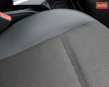 Черный Опель Зафира, объемом двигателя 1.8 л и пробегом 220 тыс. км за 7499 $, фото 56 на Automoto.ua