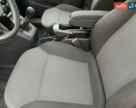 Черный Опель Зафира, объемом двигателя 1.7 л и пробегом 278 тыс. км за 7300 $, фото 17 на Automoto.ua