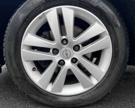 Черный Опель Зафира, объемом двигателя 1.8 л и пробегом 166 тыс. км за 7999 $, фото 6 на Automoto.ua