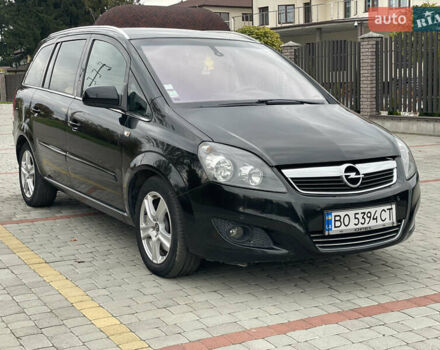 Черный Опель Зафира, объемом двигателя 1.7 л и пробегом 278 тыс. км за 7300 $, фото 6 на Automoto.ua