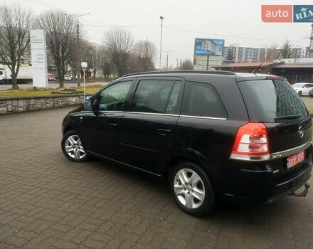 Черный Опель Зафира, объемом двигателя 1.7 л и пробегом 244 тыс. км за 7650 $, фото 6 на Automoto.ua