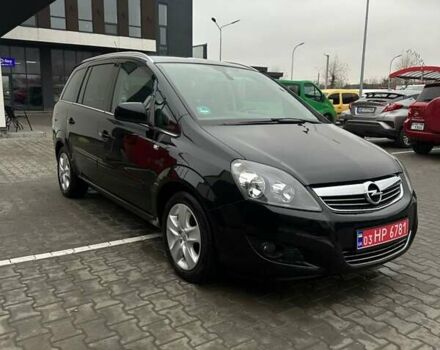Черный Опель Зафира, объемом двигателя 1.6 л и пробегом 177 тыс. км за 7600 $, фото 2 на Automoto.ua