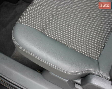 Черный Опель Зафира, объемом двигателя 1.8 л и пробегом 220 тыс. км за 7499 $, фото 41 на Automoto.ua