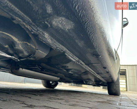 Чорний Опель Зафіра, об'ємом двигуна 1.8 л та пробігом 210 тис. км за 8199 $, фото 25 на Automoto.ua