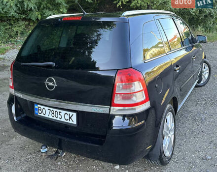 Черный Опель Зафира, объемом двигателя 1.69 л и пробегом 264 тыс. км за 6500 $, фото 7 на Automoto.ua